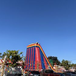Pasadena Pumpkin Patch - Bouncy houses