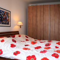 Ferienwohnung Inselblick - Schlafzimmer mit Doppelbett