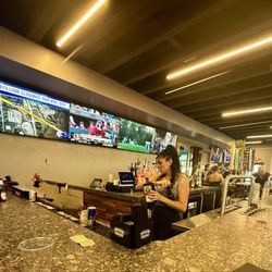 Jammers Sports Bar & Restaurant