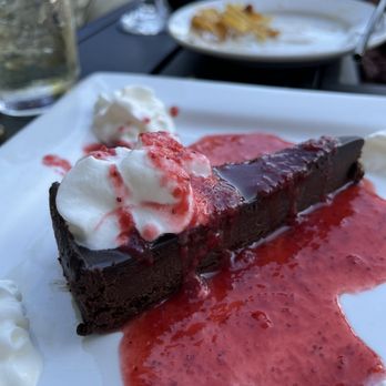 Scotch Plains Tavern - Chocolate Torte - New American Near Me - Essex, Connecticut