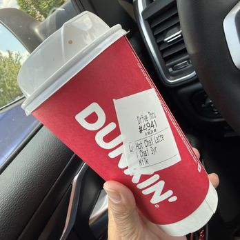 Dunkin' - Hot chai latte - Coffee & Tea Near Me - LaFollette, Tennessee Dunkin' - Hot chai latte - Coffee & Tea Near Me - LaFollette, Tennessee