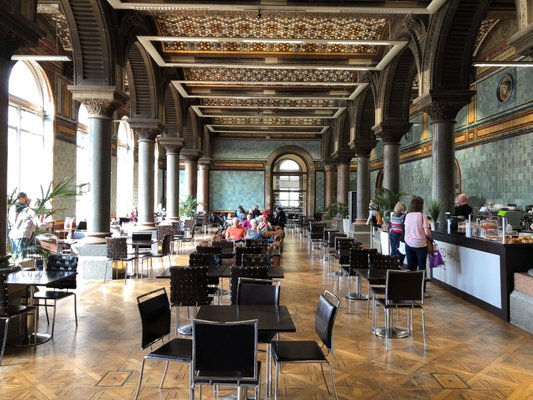 Leeds Art Gallery by null