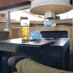 Clayton Hotel Silver Springs - Nice bar.. big windows and 2 big tv's high on the wall. Ideal for matches!