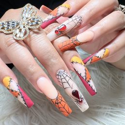 Nail design I love it. Halloween theme Kaitlyn is the best. Nail design I love it. Halloween theme Kaitlyn is the best.