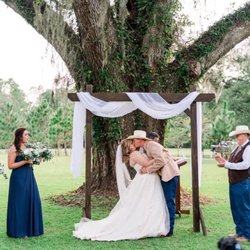 Havana Springs Resort - A beautiful bride with her handsome husband on their special day!