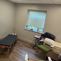 Healthy Family Chiropractic Care - Welcome to HFCC office in which chiropractic care is offered for all.
