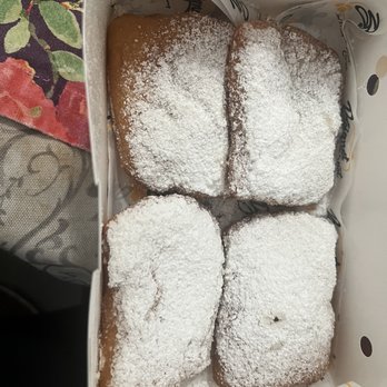 Beignet Spot Express - Beignets 4 pack. - Desserts Near Me - West Covina, California Beignet Spot Express - Beignets 4 pack. - Desserts Near Me - West Covina, California