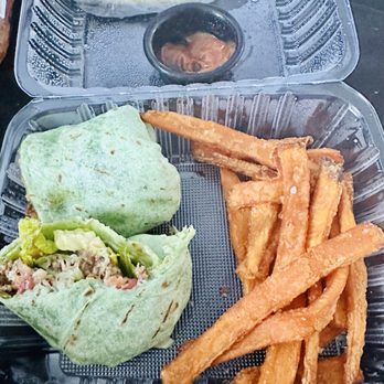 Greens and Proteins - Green wrapped with your potato fries - Juice Bars & Smoothies Near Me - Las Vegas, Nevada Greens and Proteins - Green wrapped with your potato fries - Juice Bars & Smoothies Near Me - Las Vegas, Nevada