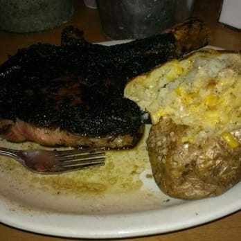 Texas Roadhouse - American Near Me - Texarkana, Texas