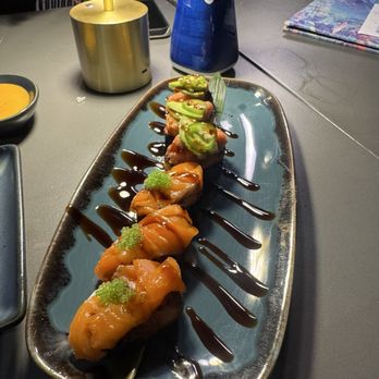 Bondi Sushi - Salmon and Spicy Tuna Crispy Rice - Japanese Near Me - Miami, Florida