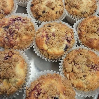 DS Cakes & Sweet Cafe - Cupcakes Near Me - Newbury, Ohio