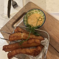 The Trigger Pond - Fried halloumi chips