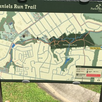 Daniels Run Park - Parks Near Me - Fairfax, Virginia