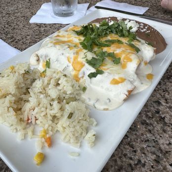 Gloria's Latin Cuisine - Chicken enchiladas sooo delicious - Mexican Near Me - Austin, Texas