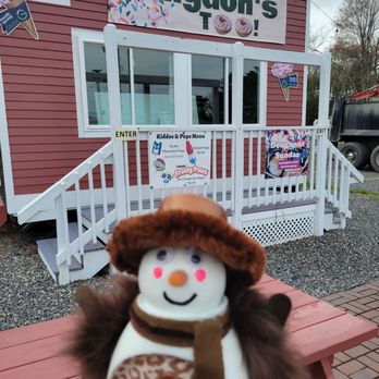 Congdon's After Dark - Food Trucks Near Me - Wells, Maine Congdon's After Dark - Food Trucks Near Me - Wells, Maine