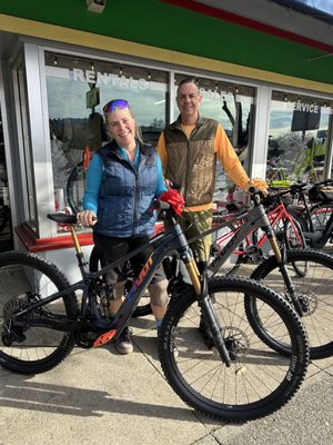 St Helena Cyclery by null