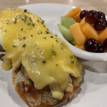 That Flippin' Egg - South-Of-the-Border Benedict with Bowl of Fruit - New American Near Me - Evans, Georgia