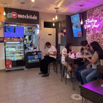 1 Golden Pancake - A few seats across from 1 Golden Pancake - Desserts Near Me - New York, New York