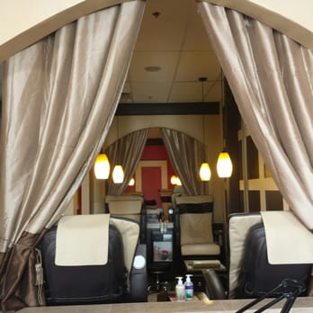 The Nail Bar - Nail Salons Near Me - Chattanooga, Tennessee