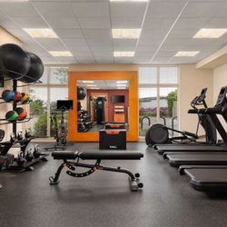 Homewood Suites by Hilton Newport Middletown, RI - Health club fitness center gym