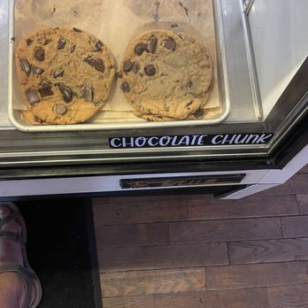 Big Blue Bear - Delicious Chocolate Chip Cookies - Coffee & Tea Near Me - Kernville, California Big Blue Bear - Delicious Chocolate Chip Cookies - Coffee & Tea Near Me - Kernville, California