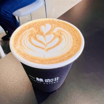 Yihui Coffee - Vanilla Latte - Coffee & Tea Near Me - Monterey Park, California