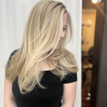 Botanic's Beauty Lounge - Hair Stylists Near Me - Asheville, North Carolina Botanic's Beauty Lounge - Hair Stylists Near Me - Asheville, North Carolina