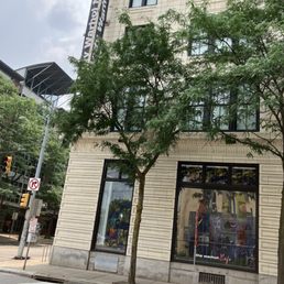 Exterior photo of The Andy Warhol Museum - Pittsburgh, Pennsylvania Exterior photo of The Andy Warhol Museum - Pittsburgh, Pennsylvania