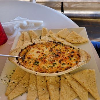 Uncle Ike's Sandbar & Grill - Crab dip with warm parmesan pita - American Near Me - Corolla, North Carolina Uncle Ike's Sandbar & Grill - Crab dip with warm parmesan pita - American Near Me - Corolla, North Carolina