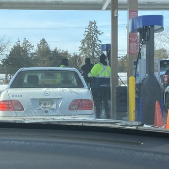 Sam's Club - Employees hanging out with friend blocking pump they aren't even getting gas! - Wholesale Stores Near Me - Williamstown, New Jersey