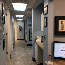 Robert Sorokolit, DDS - Hallway