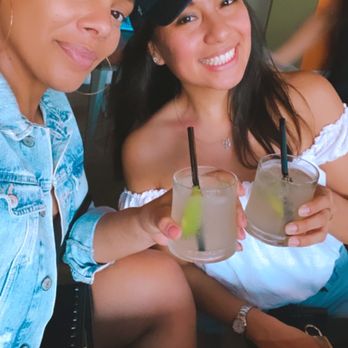 Dukunoo - Bong drinks - Caribbean Near Me - Miami, Florida