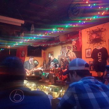 Cigars & Stripes BBQ Lounge - Beer hippies - Tobacco Shops Near Me - Berwyn, Illinois