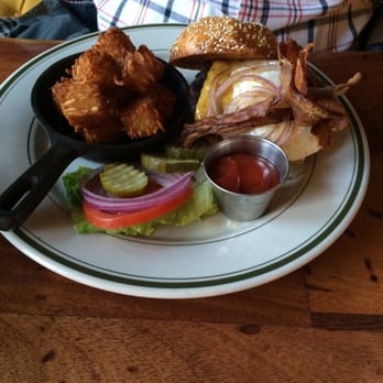 Ted's Bulletin 14th - Breakfast & Brunch Near Me - Washington, DC, District of Columbia