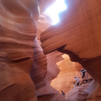 Ken's Tours Lower Antelope Canyon - Tours Near Me - Page, Arizona Ken's Tours Lower Antelope Canyon - Tours Near Me - Page, Arizona
