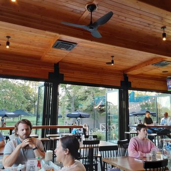 4 Hands Peacemaker - Indoor/outdoor space - Breweries Near Me - Kirkwood, Missouri