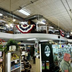 Sentimental Journey Antiques - Inside