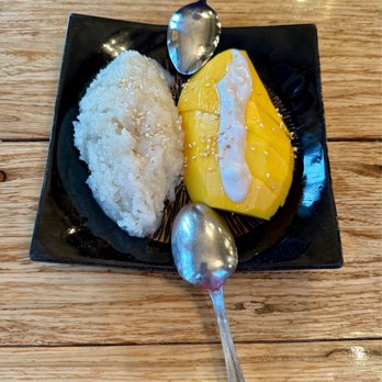 Best Thai - Mango Sticky Rice (dessert) - Thai Near Me - Damariscotta, Maine