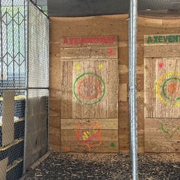 Boards for axe throwing