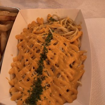 Holly Crab - Cheeses noodles - Seafood Near Me - Boston, Massachusetts Holly Crab - Cheeses noodles - Seafood Near Me - Boston, Massachusetts