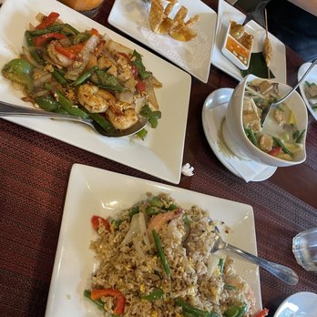 Nisa's Thai - Basil Fried Rice, Green Curry, Pad Kee Mao - Thai Near Me - Canton, Massachusetts