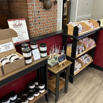 Pepper Lane Fudge & Sweets - shelves of various products - Candy Stores Near Me - Intercourse, Pennsylvania Pepper Lane Fudge & Sweets - shelves of various products - Candy Stores Near Me - Intercourse, Pennsylvania