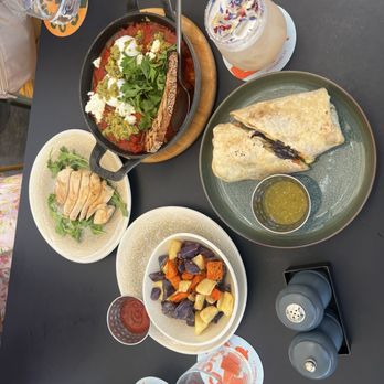 Acorn Cafe - Side of Chicken, Side of Sweet Potatoes, Healdsburg Shakshuka, The  Green Burrito - Breakfast & Brunch Near Me - Healdsburg, California