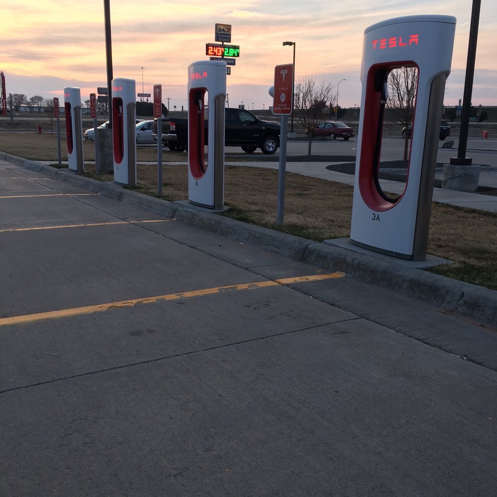 Tesla Supercharger - Superchargers - EV Charging Stations Near Me - Goodland, Kansas Tesla Supercharger - Superchargers - EV Charging Stations Near Me - Goodland, Kansas