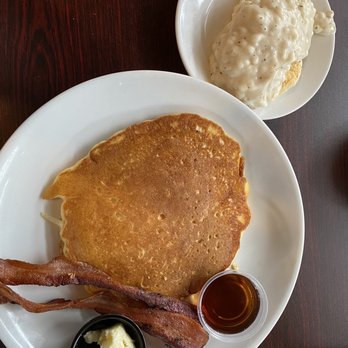 Scotts Diner - Pick 3: pancake (1), bacon and biscuits and gravy - Diners Near Me - Merced, California Scotts Diner - Pick 3: pancake (1), bacon and biscuits and gravy - Diners Near Me - Merced, California