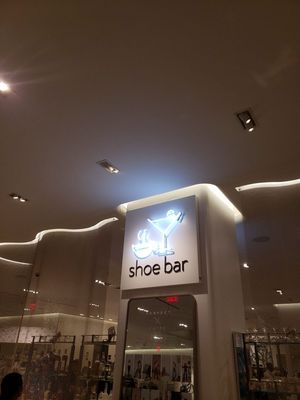 Shoe Bar by null