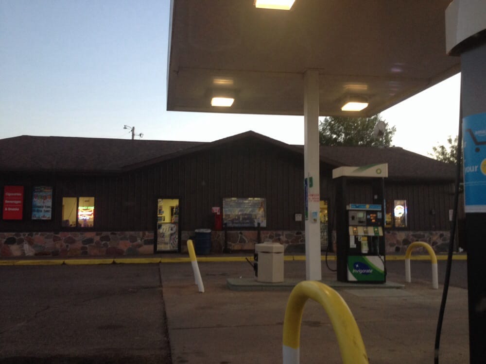 CORNER CONVENIENCE STORE 11403 County Hwy M, New Auburn, Wisconsin