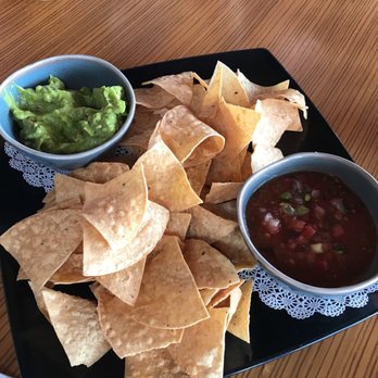 Poseidon on the Beach - Guacamole and chip - Seafood Near Me - Del Mar, California Poseidon on the Beach - Guacamole and chip - Seafood Near Me - Del Mar, California