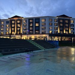 Silver Cloud Hotel Tacoma Point Ruston Waterfront