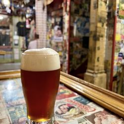 4 Pedres - The 4 Pedres amber ale, 30cl.